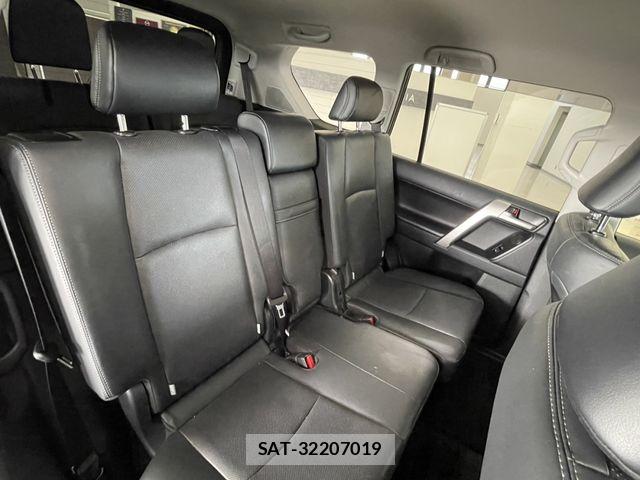 Toyota LAND CRUISER PRADO 2020-01 7392566-26