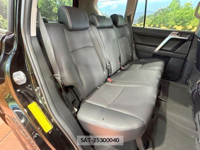 Toyota LAND CRUISER PRADO 2023-10 7392561-9