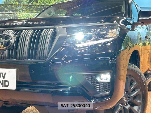 Toyota LAND CRUISER PRADO 2023-10 7392561-12