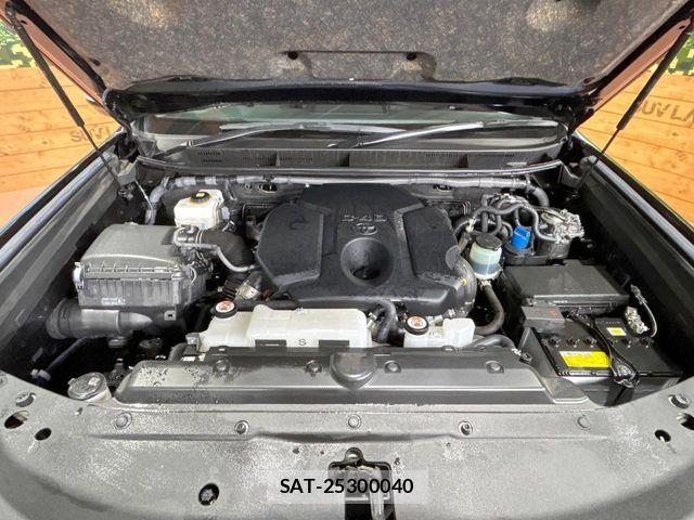 Toyota LAND CRUISER PRADO 2023-10 7392561-18