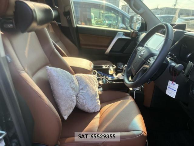 Toyota LAND CRUISER PRADO 2022-03 7455234-14
