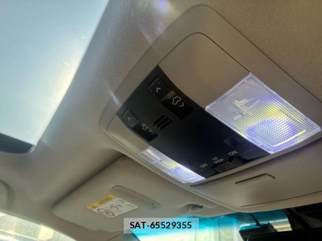 Toyota LAND CRUISER PRADO 2022-03 7455234-27