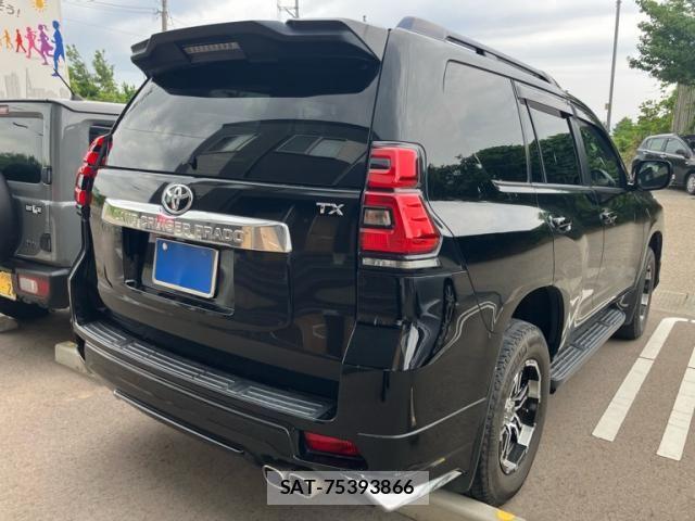 Toyota LAND CRUISER PRADO 2021-04 7455246-2