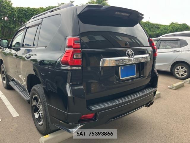 Toyota LAND CRUISER PRADO 2021-04 7455246-3