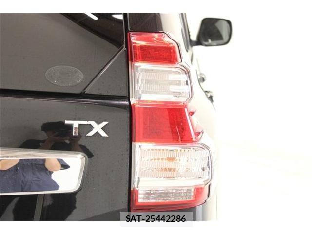 Toyota LAND CRUISER PRADO 2016-06 7455253-17