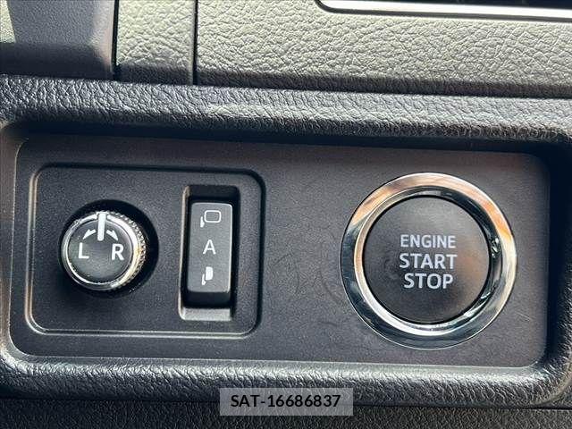 Toyota LAND CRUISER PRADO 2023-10 7455243-25