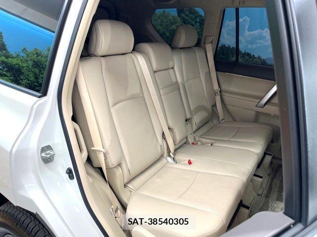 Toyota LAND CRUISER PRADO 2022-11 7455230-8