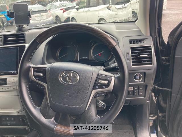 Toyota LAND CRUISER PRADO 2018-05 7455245-14