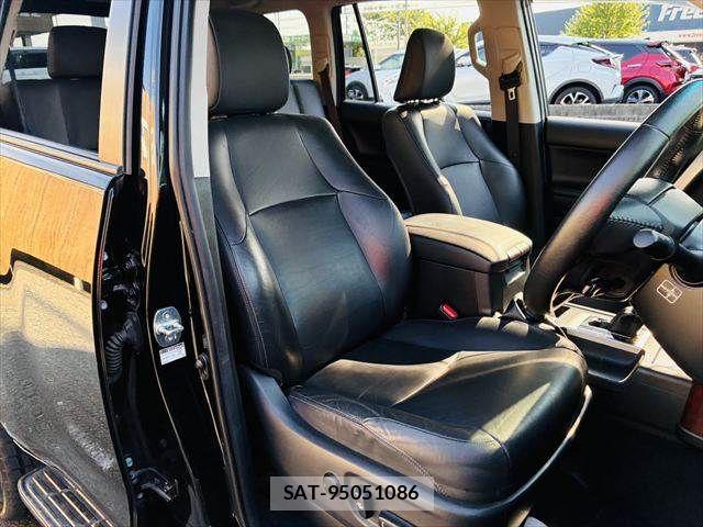 Toyota LAND CRUISER PRADO 2017-03 7455244-10