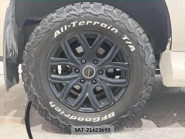 Toyota LAND CRUISER PRADO 2014-01 7455256-26