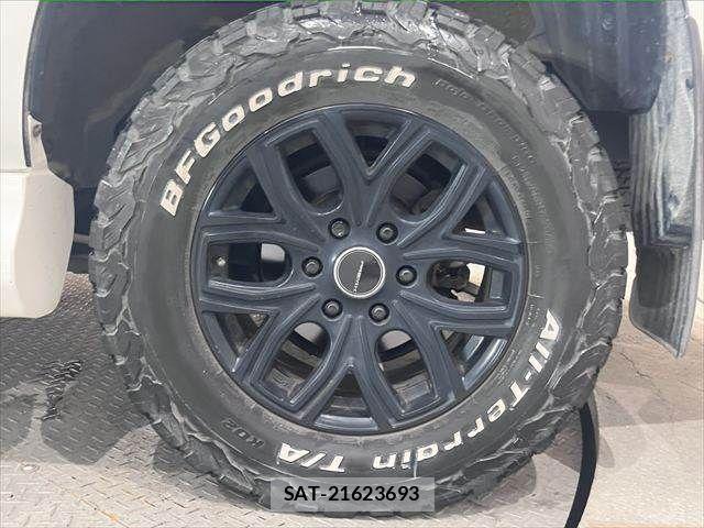 Toyota LAND CRUISER PRADO 2014-01 7455256-27