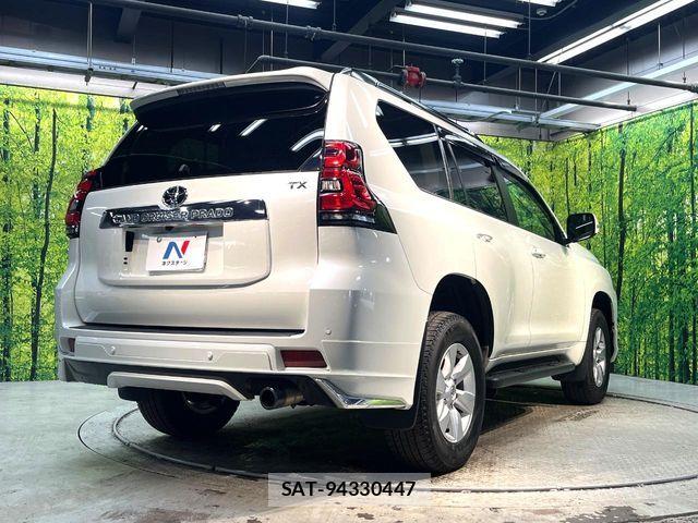 Toyota LAND CRUISER PRADO 2023-06 7455239-17
