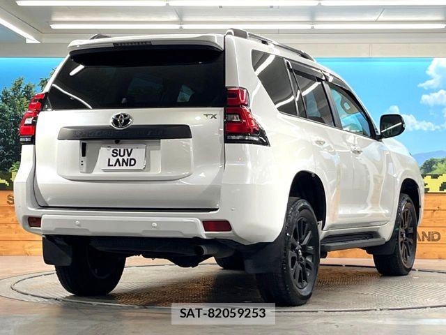Toyota LAND CRUISER PRADO 2022-11 7455235-16