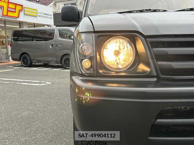 Toyota LAND CRUISER PRADO 2002-03 7455258-25