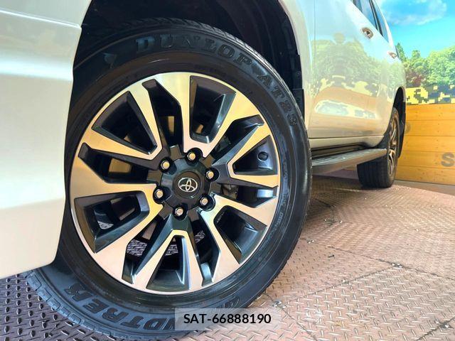 Toyota LAND CRUISER PRADO 2022-07 7455229-12
