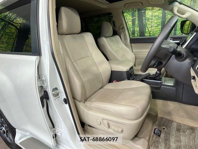 Toyota LAND CRUISER PRADO 2023-01 7455232-7