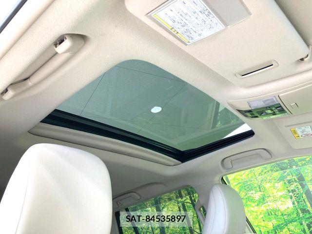 Toyota LAND CRUISER PRADO 2023-11 7455231-2