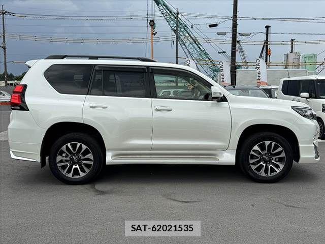 Toyota LAND CRUISER PRADO 2022-09 7455233-10