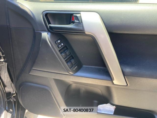 Toyota LAND CRUISER PRADO 2017-07 7455255-8