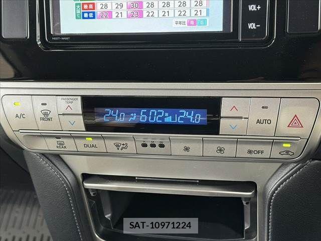Toyota LAND CRUISER PRADO 2019-08 7501161-18