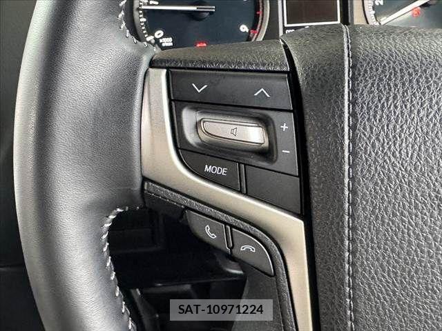 Toyota LAND CRUISER PRADO 2019-08 7501161-21