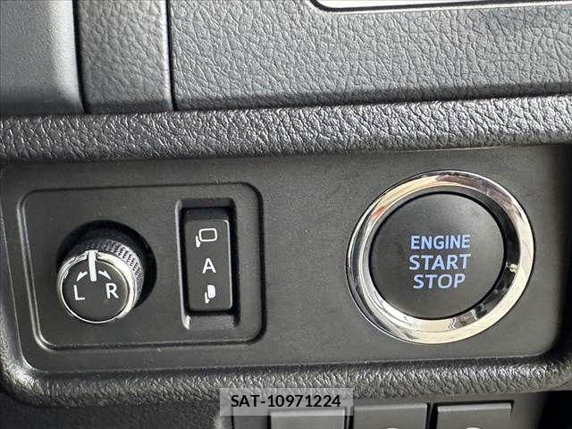 Toyota LAND CRUISER PRADO 2019-08 7501161-26