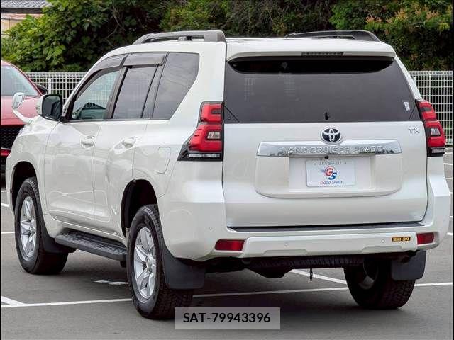 Toyota LAND CRUISER PRADO 2018-02 7501171-15