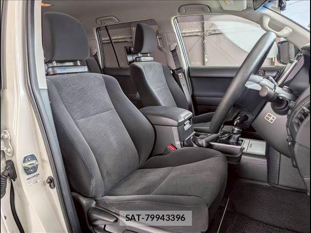 Toyota LAND CRUISER PRADO 2018-02 7501171-4