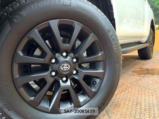 Toyota LAND CRUISER PRADO 2023-07 7501152-13