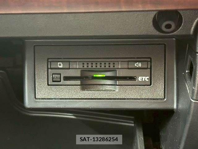 Toyota LAND CRUISER PRADO 2016-04 7501174-14