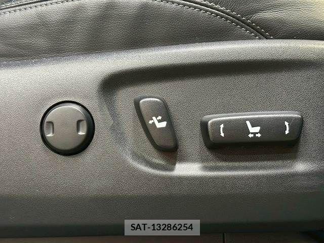 Toyota LAND CRUISER PRADO 2016-04 7501174-7