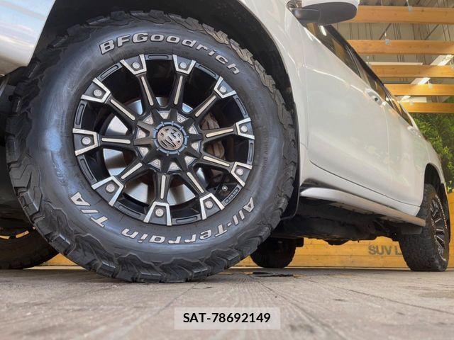Toyota LAND CRUISER PRADO 2015-04 7501184-12