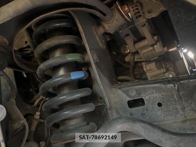 Toyota LAND CRUISER PRADO 2015-04 7501184-19