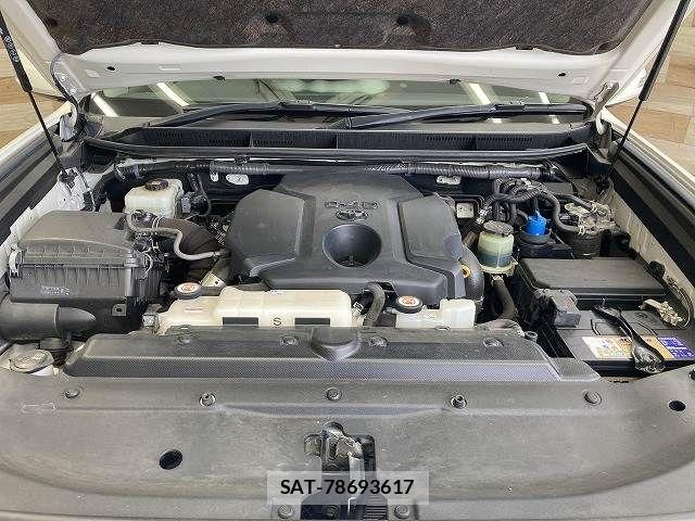 Toyota LAND CRUISER PRADO 2020-02 7501169-17
