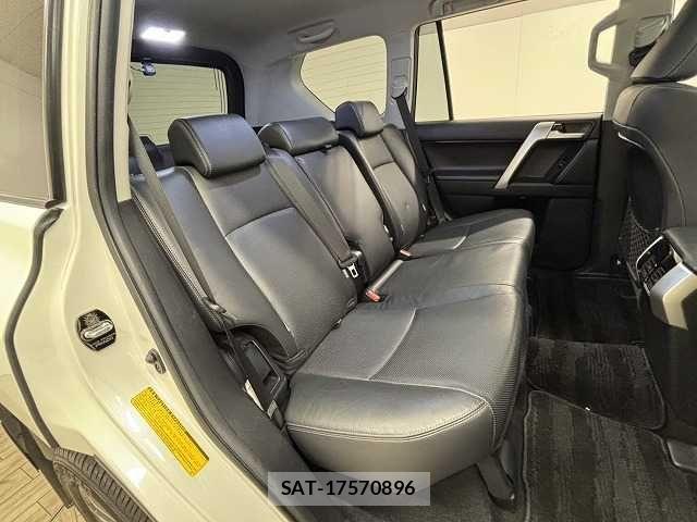Toyota LAND CRUISER PRADO 2018-11 7501172-5