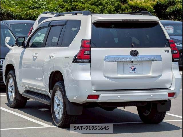 Toyota LAND CRUISER PRADO 2022-04 7501167-15