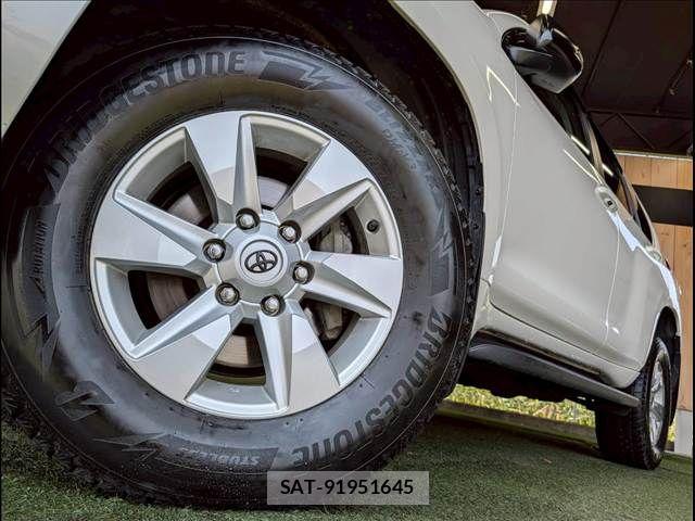 Toyota LAND CRUISER PRADO 2022-04 7501167-18