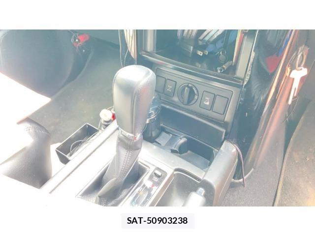 Toyota LAND CRUISER PRADO 2016-11 7501186-19