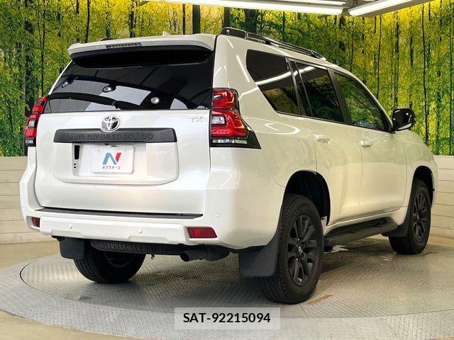 Toyota LAND CRUISER PRADO 2022-11 7501165-16