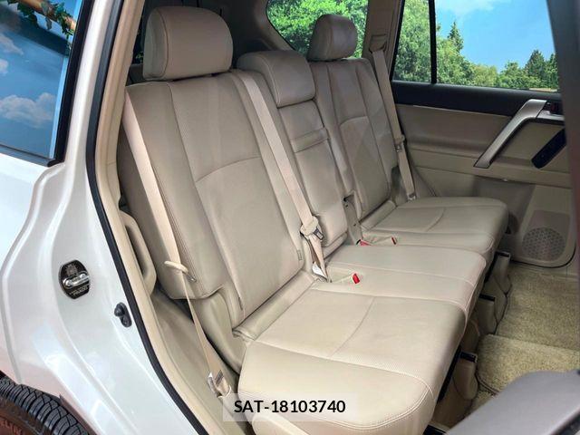Toyota LAND CRUISER PRADO 2023-01 7501158-10
