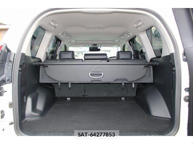 Toyota LAND CRUISER PRADO 2023-01 7501162-7