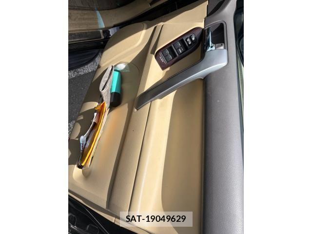 Toyota LAND CRUISER PRADO 2015-07 7501185-12