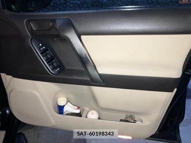 Toyota LAND CRUISER PRADO 2012-01 7501187-10