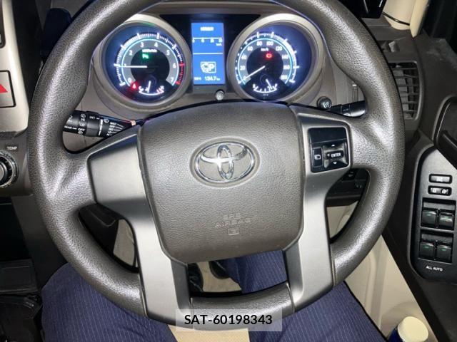 Toyota LAND CRUISER PRADO 2012-01 7501187-16