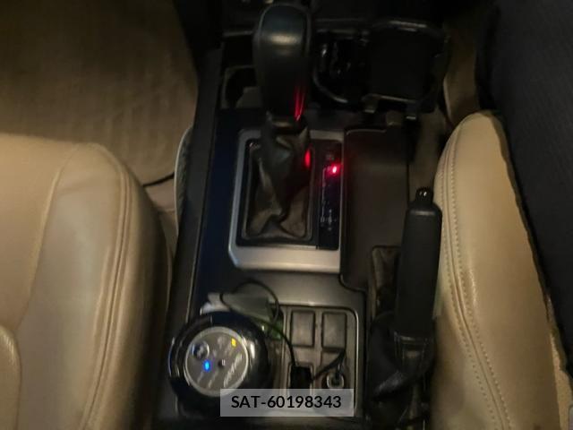 Toyota LAND CRUISER PRADO 2012-01 7501187-22