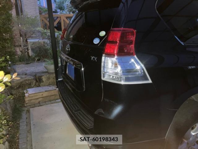Toyota LAND CRUISER PRADO 2012-01 7501187-7