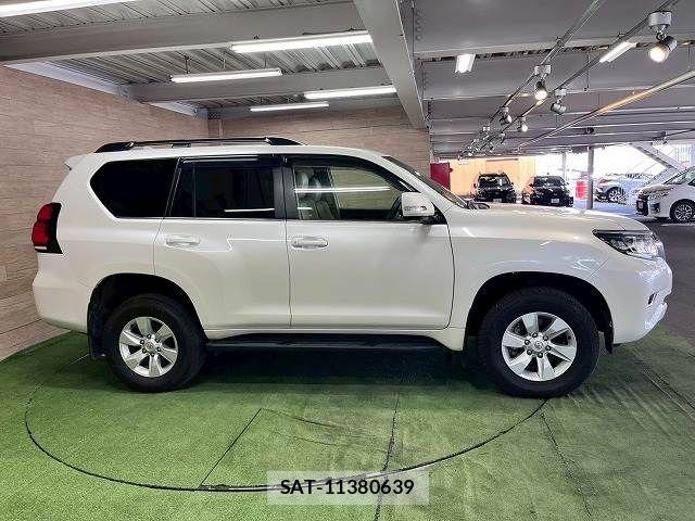 Toyota LAND CRUISER PRADO 2022-07 7501159-17