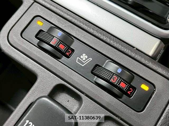 Toyota LAND CRUISER PRADO 2022-07 7501159-7