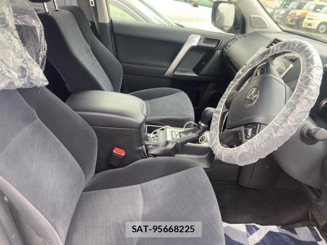 Toyota LAND CRUISER PRADO 2021-11 7501175-11