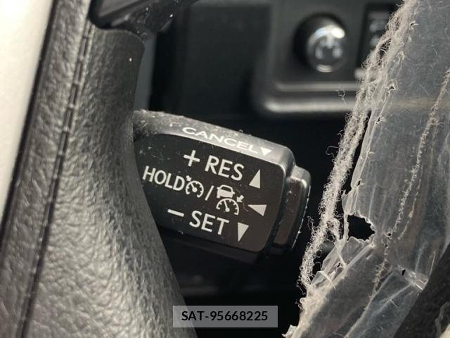 Toyota LAND CRUISER PRADO 2021-11 7501175-15
